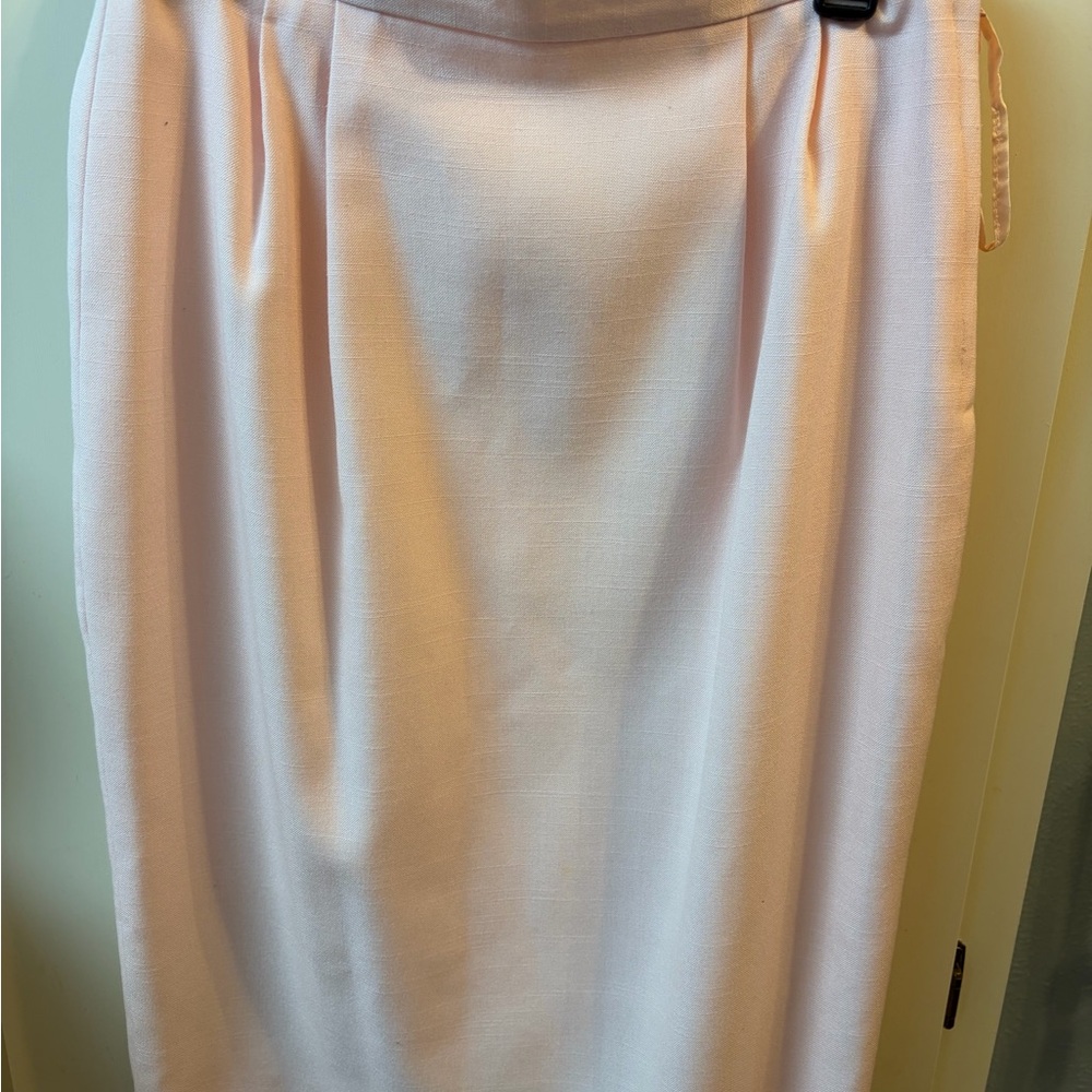 Elegant Pastel Pink Women's Skirt